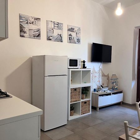 Appartamento Is Arutas กาบราส ภายนอก รูปภาพ